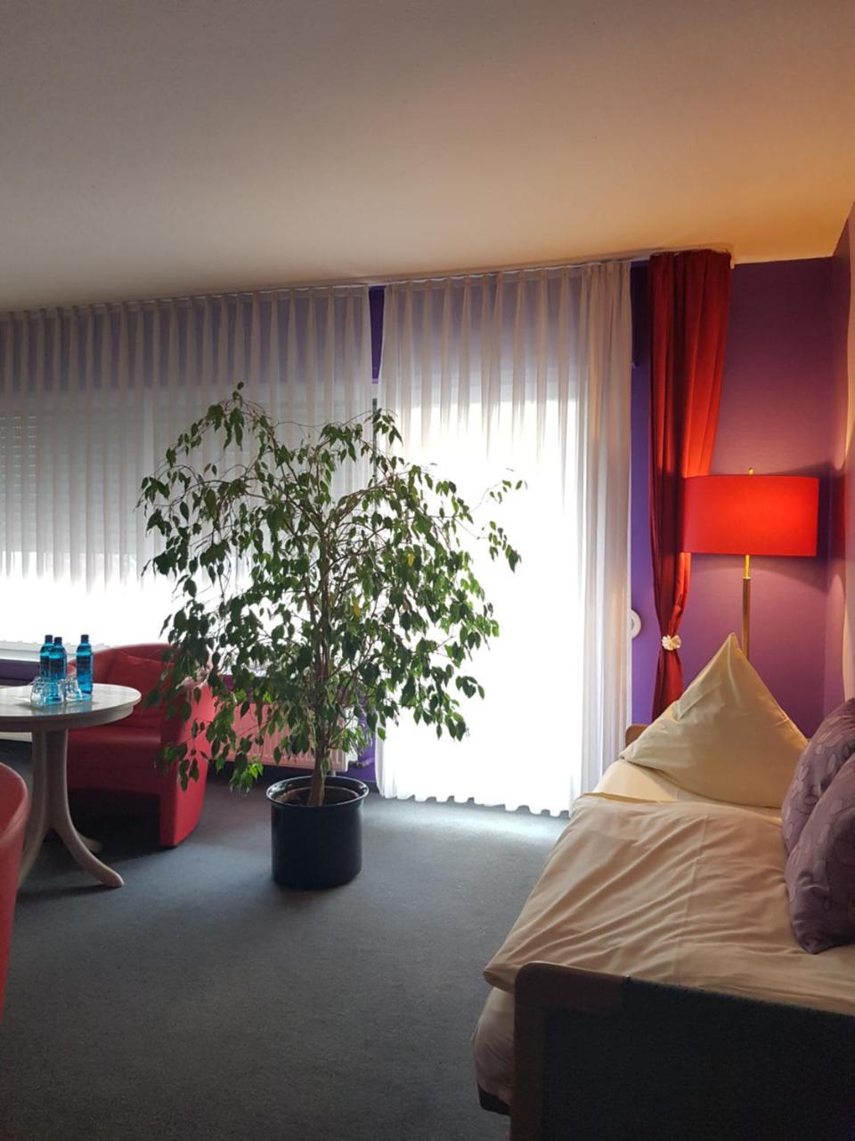 Hotel Lindenhof Frankfurt Airport Kelsterbach Zewnętrze zdjęcie